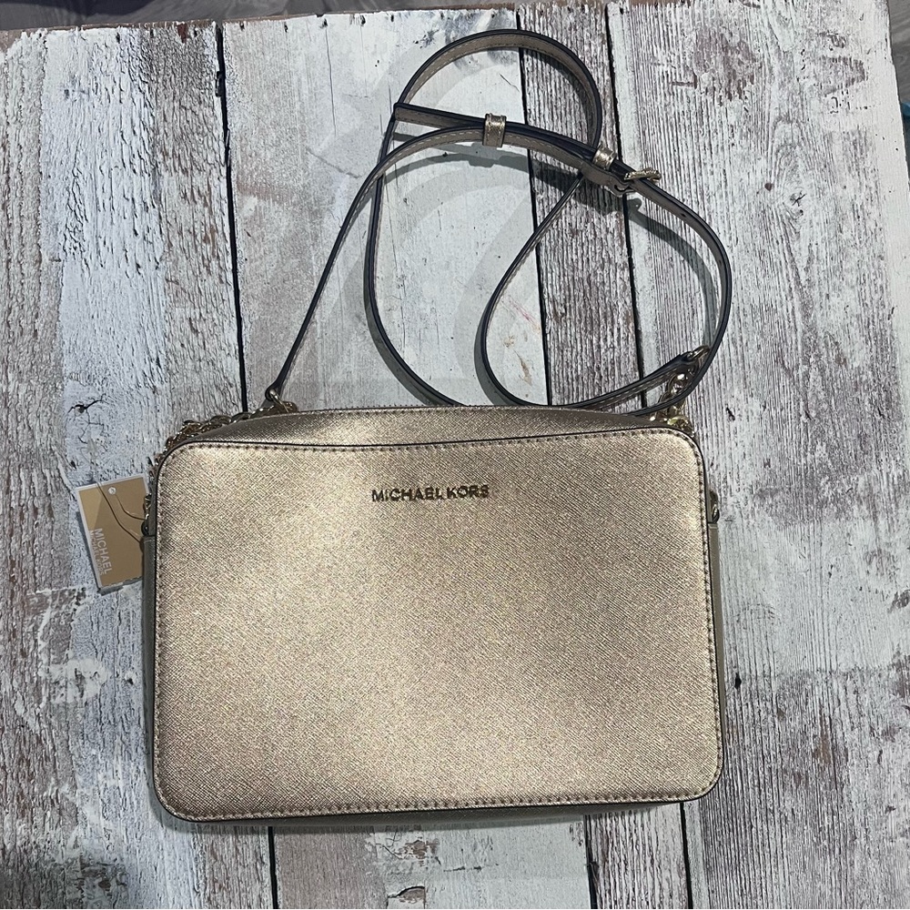 Michael Kors Large Jet Set Crossbody Purse